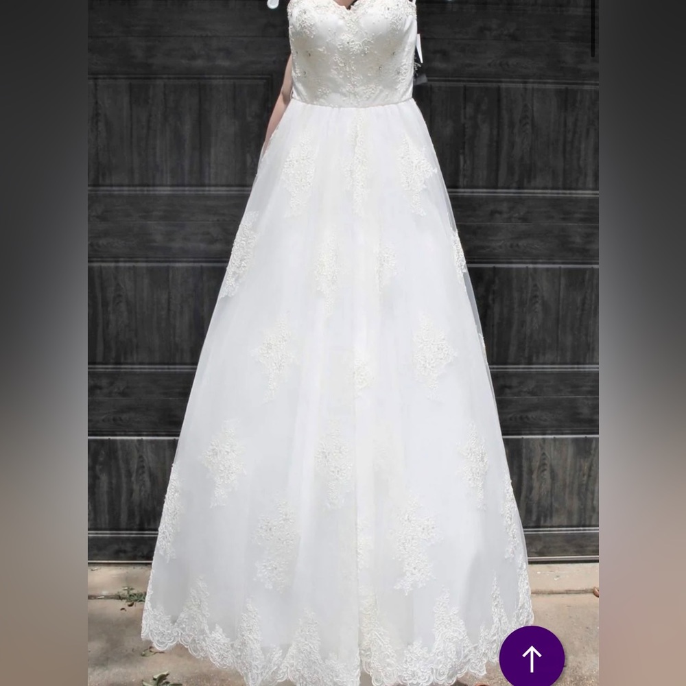 Beautiful lace wedding gown